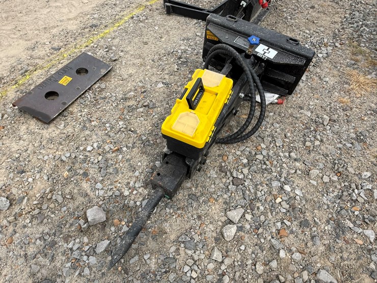 #230-•-#27016-•-unused-giyi-gy-p45-mini-skid-steer-breaker-psc452507148-image-2