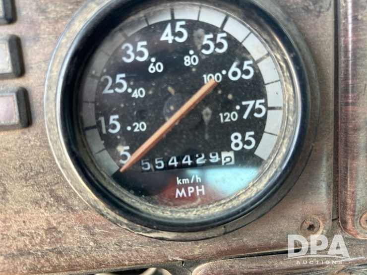 1998-freightliner-day-cab-truck-(cp0657,-unit-28648)-image-41
