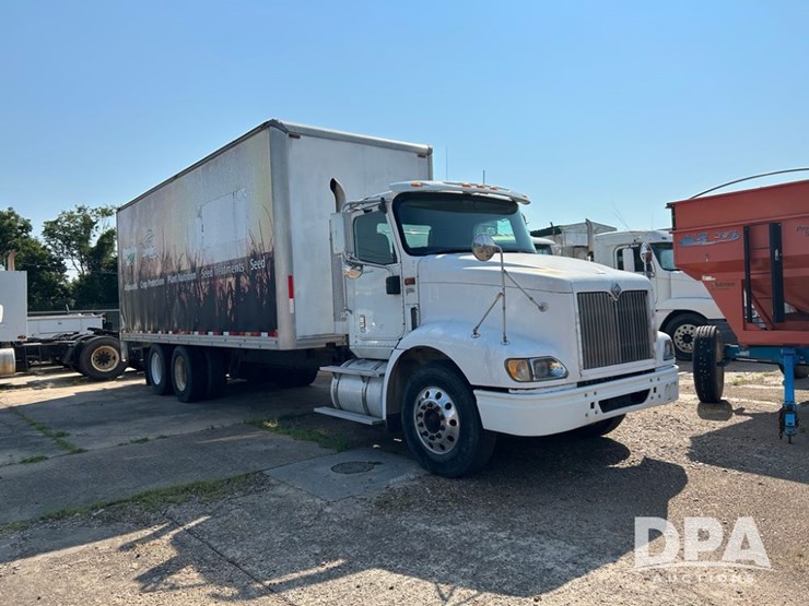 2006-ihc-9200i-van-truck-(cp0653,-unit-37745)-image-6