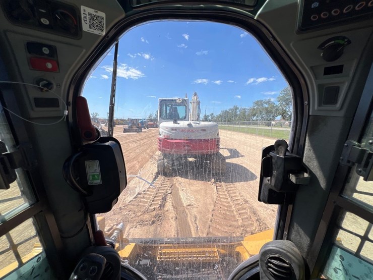2018-caterpillar-299d2-image-35
