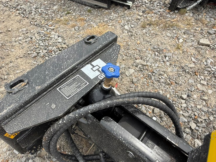 #230-•-#27016-•-unused-giyi-gy-p45-mini-skid-steer-breaker-psc452507148-image-9