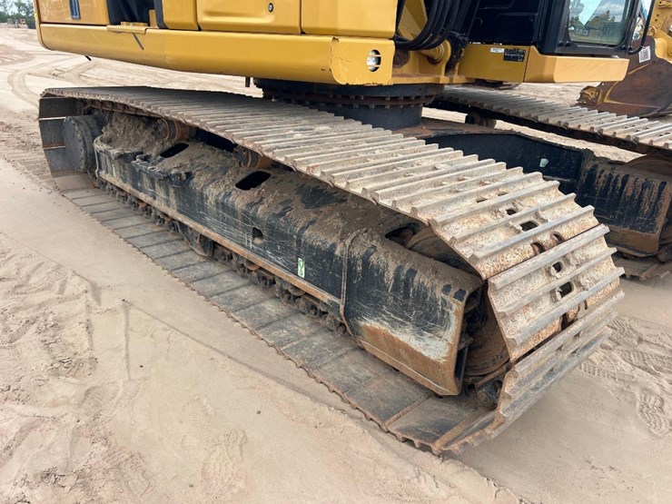 2022-caterpillar-317-image-22