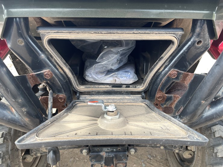 2014-polaris-sportsman-570-efi-image-16