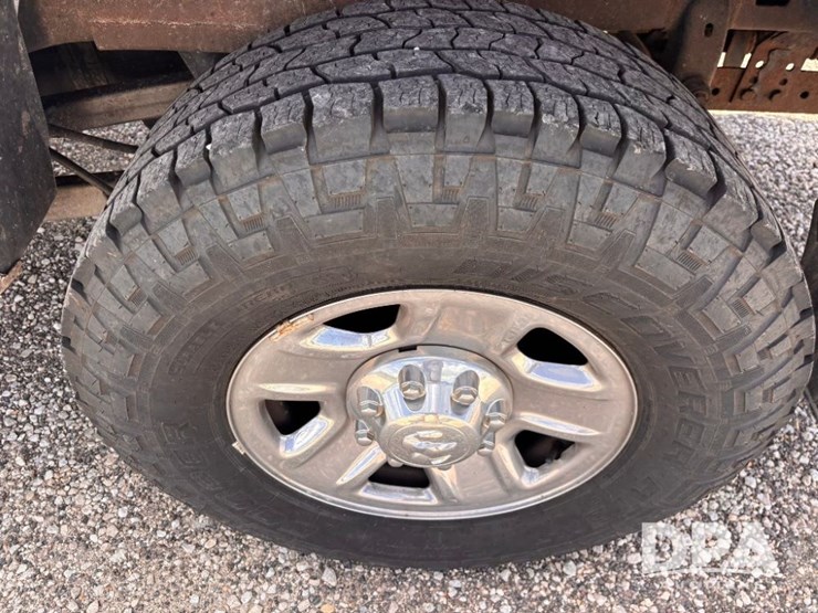 2016-dodge-ram-2500-image-27
