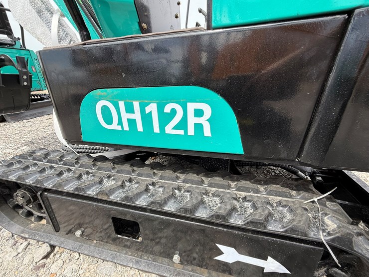 #220-•-#26486-•-unused-cfg-qh12r-mini-excavator-qh12r202507060556-image-7
