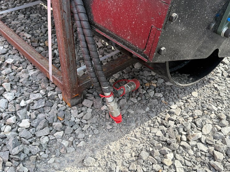 #2000-•-#26270-•-unused-giyi-69"-skid-steer-vibratory-roller-dyluj250788-image-10