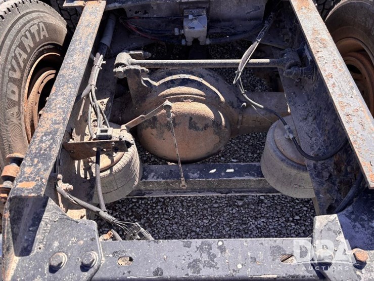 2005-kenworth-t800-image-34