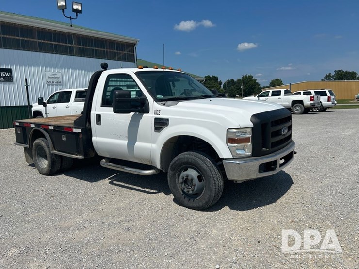 2010-ford-f350-xl-image-8