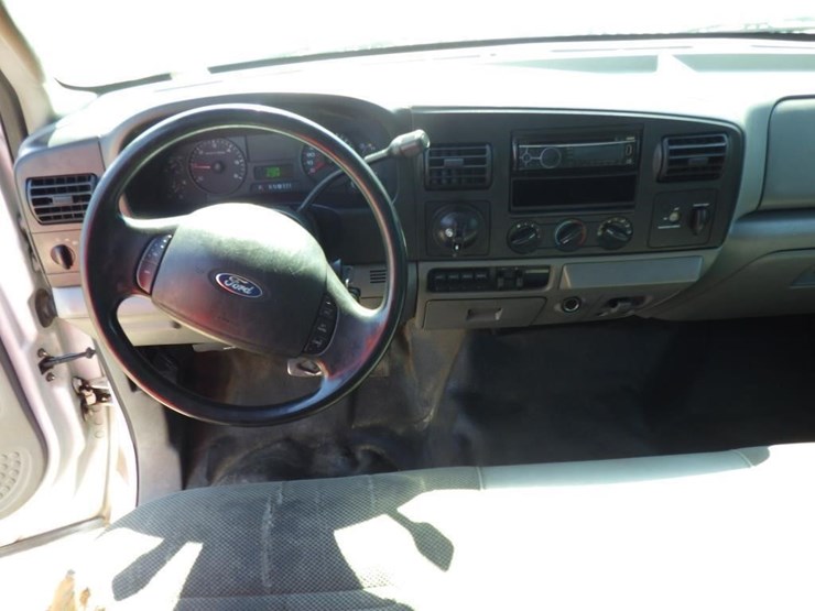 2006-ford-f350-image-7