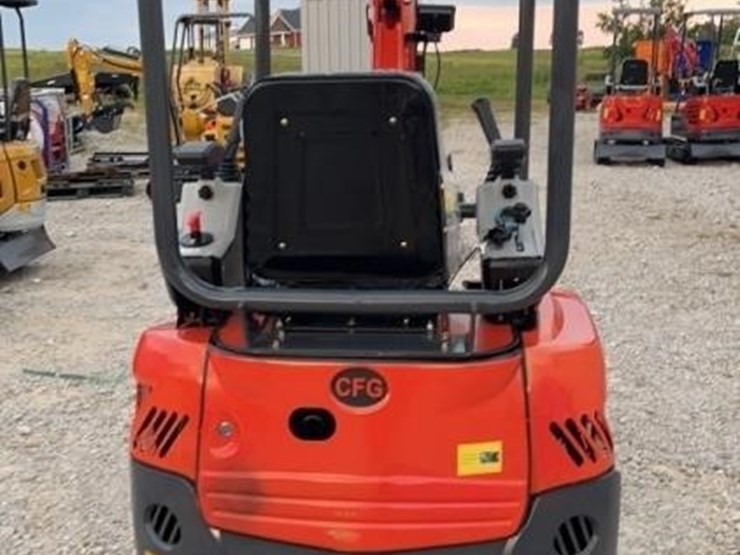 2025-cfg-qk20r-mini-excavator-image-5