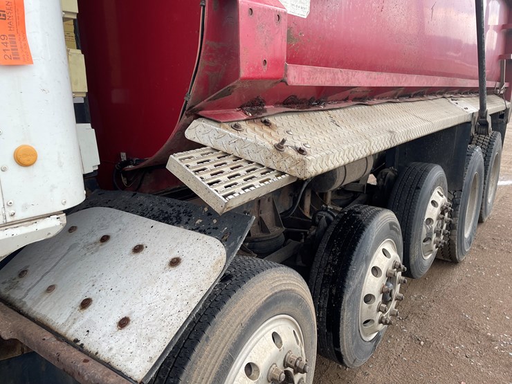 #2149-•-2002-international-5500i-dump-truck-(has-mn-title)-image-10