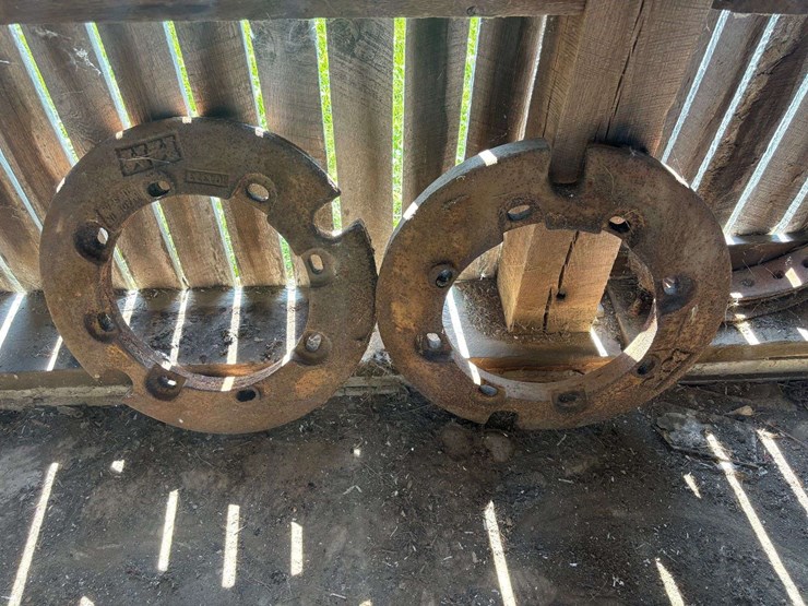 (2)-minneapolis-moline-rear-wheel-weights-image-1