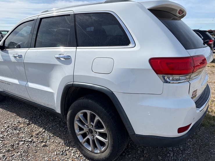 2015-jeep-grand-cherokee-image-14