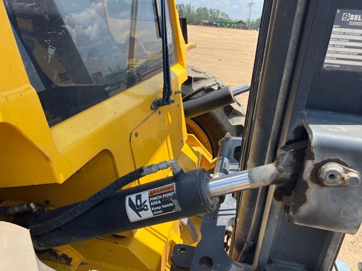 sellick-s80t4e-4ps-rough-terrain-forklift-image-20