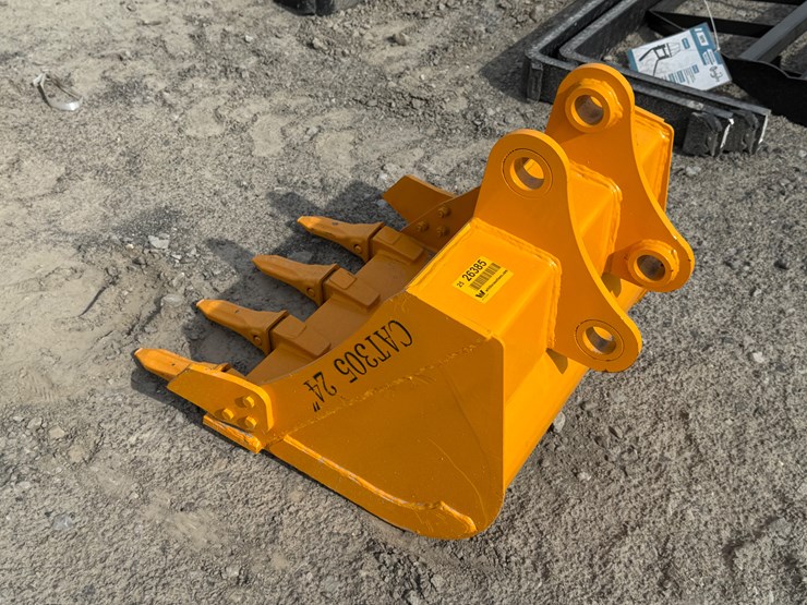 caterpillar-305-image-5