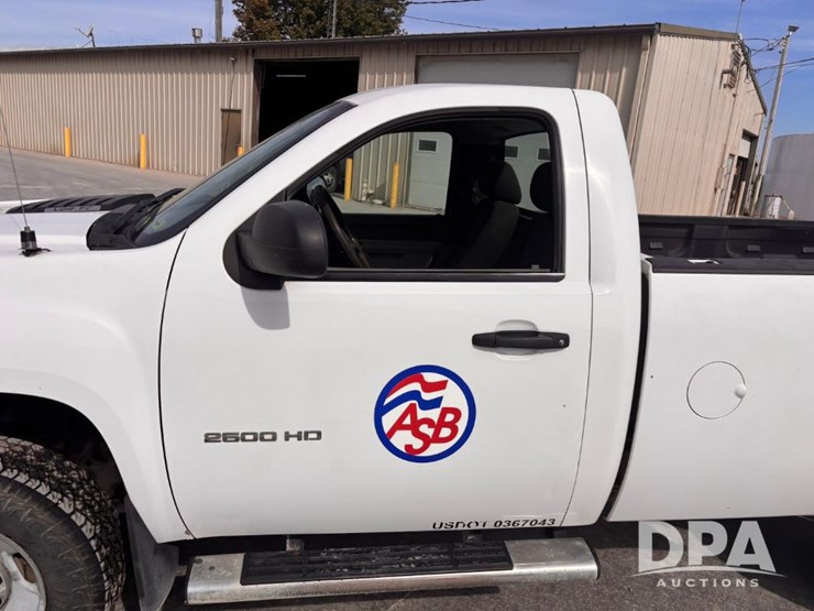 2012-gmc-sierra-2500-image-23
