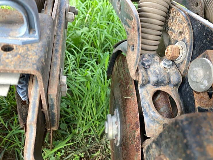 case-ih-5100-image-41