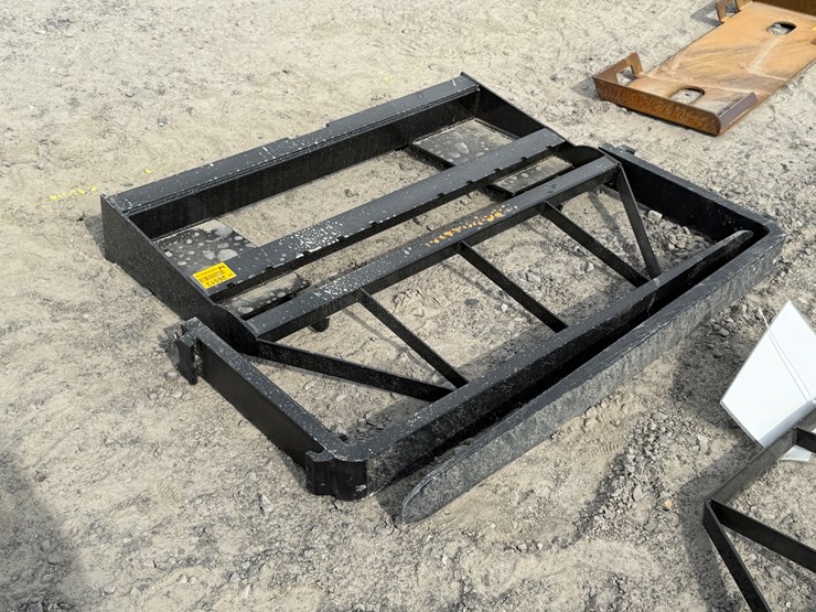 #2000-•-#26513-•-unused-mower-king-sa-skid-steer-forks-image-4