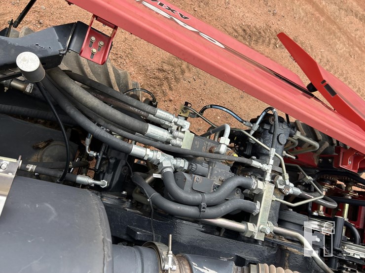 2015-case-ih-8240-image-97