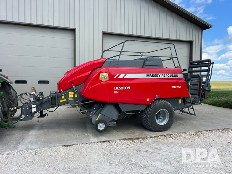 2017-massey-ferguson-2270-image-3