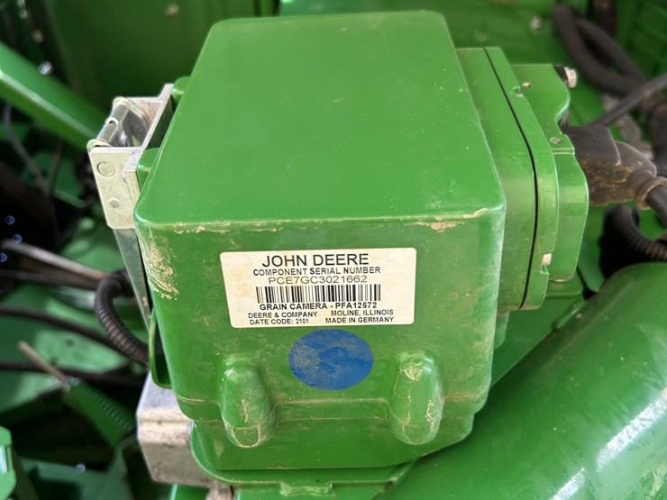 2021-john-deere-s790-image-59