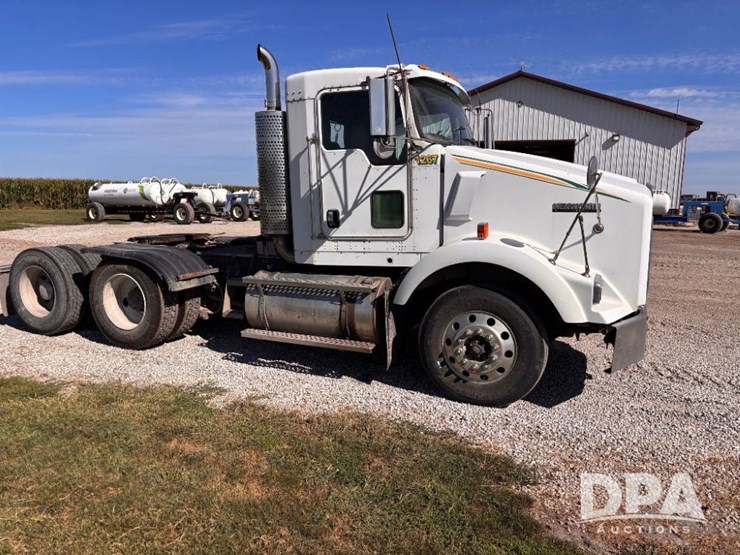 2005-kenworth-t800-image-2