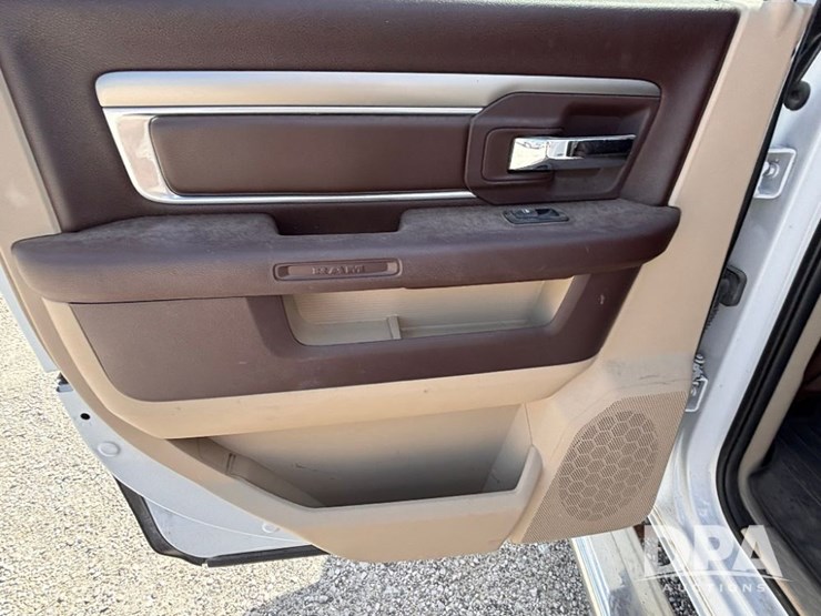 2016-dodge-ram-2500-image-67