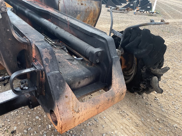 #2059-•-lull-telehandler-*non-runner*-*fire-damage*-image-16