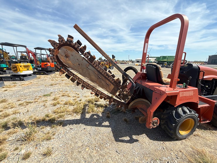 ditch-witch-rt40-image-9