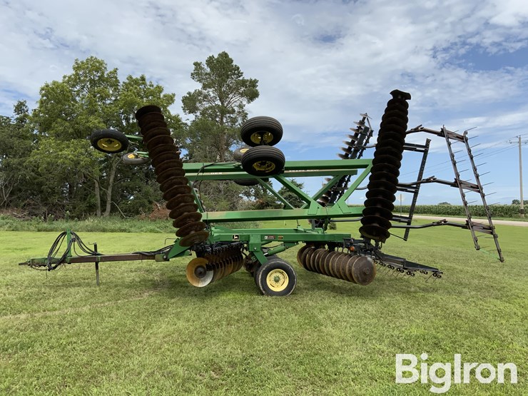 john-deere-630-image-8