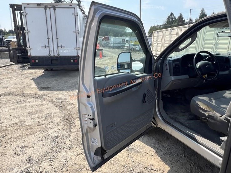 2006-ford-f250-xl-image-23