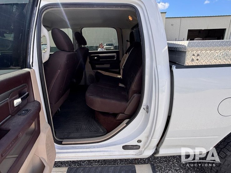 2016-dodge-ram-2500-image-65