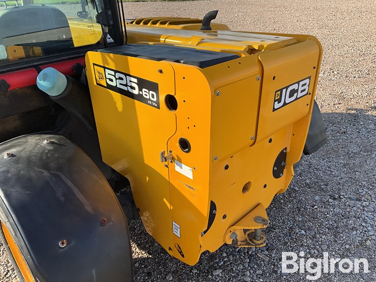 2017-jcb-525-60-image-20