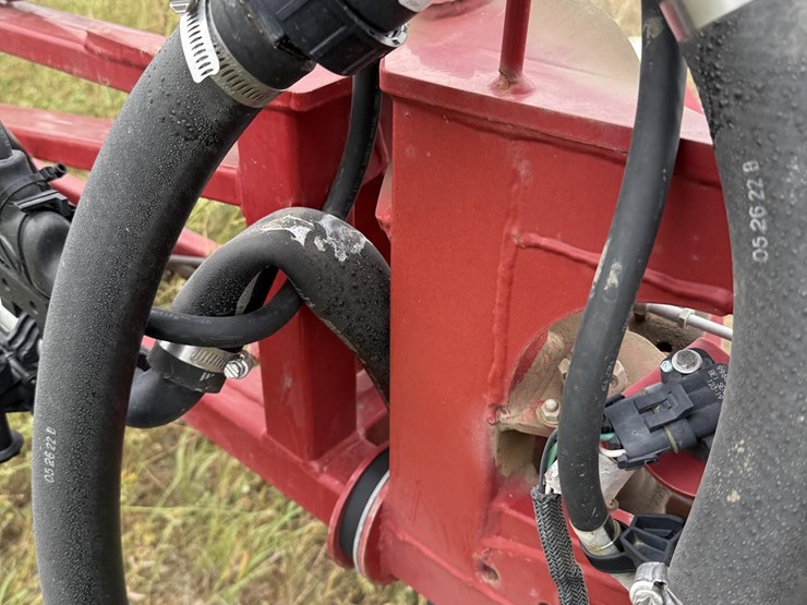 2020-case-ih-patriot-4440-image-56