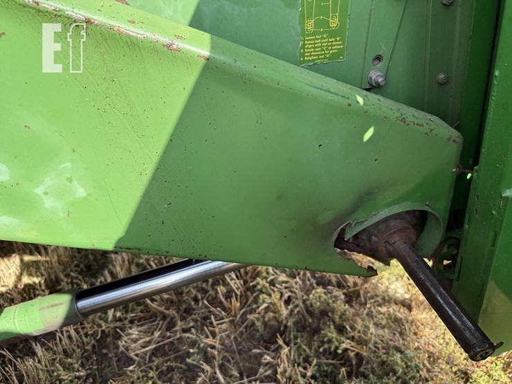 1983-john-deere-8820-image-35