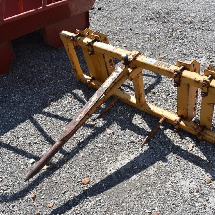 LOADER HAY SPEAR