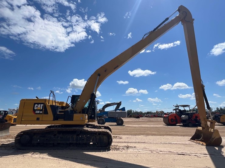 2019-caterpillar-330gc-image-5