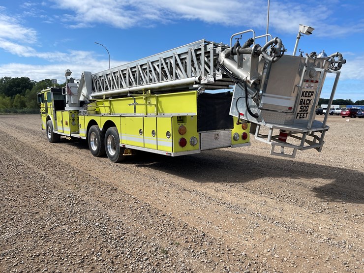 #2011-•-1985-mack-ts100-fire-truck-(has-mn-title)-image-3