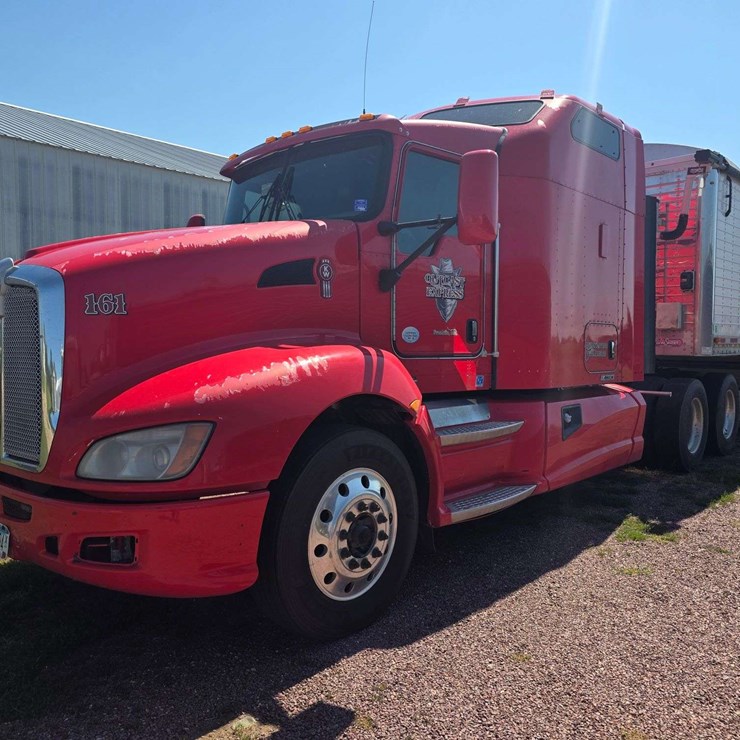 2013 KENWORTH T660