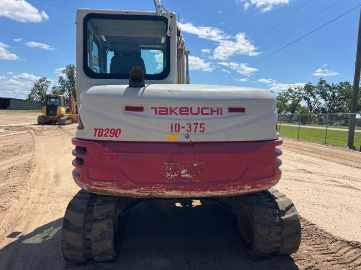 2016-takeuchi-tb290-image-3