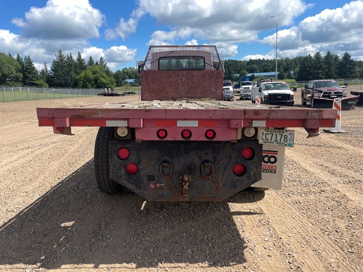 #2118-•-1997-ford-flatbed-truck-(has-mn-title)-image-4