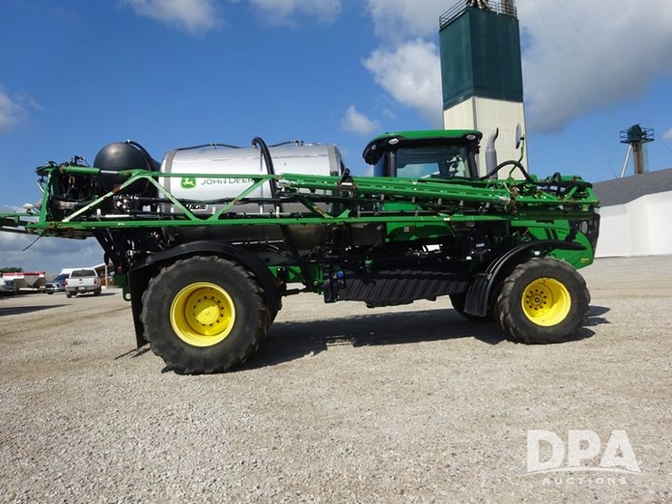 2019-john-deere-f4365-image-41