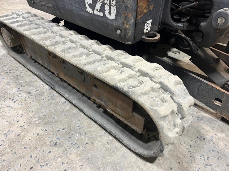 2018-bobcat-e20-image-25