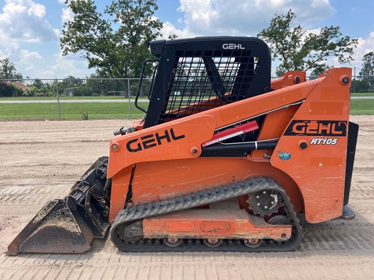 2019-gehl-rt105-image-1