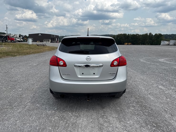 2012-nissan-rogue-image-7
