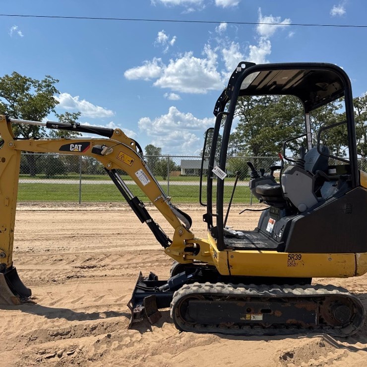 2018 CATERPILLAR 301.7D