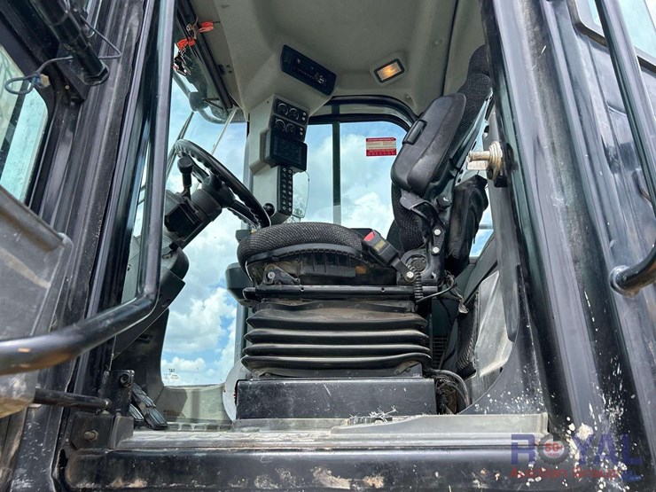2019-caterpillar-950m-image-16