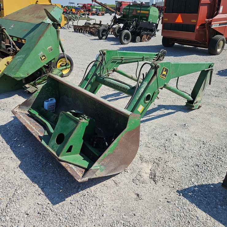 JOHN DEERE 720