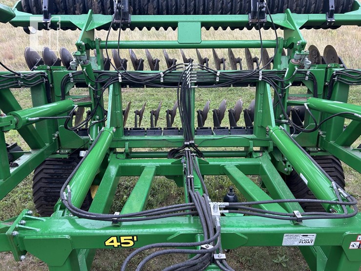 2021-john-deere-2680h-image-30