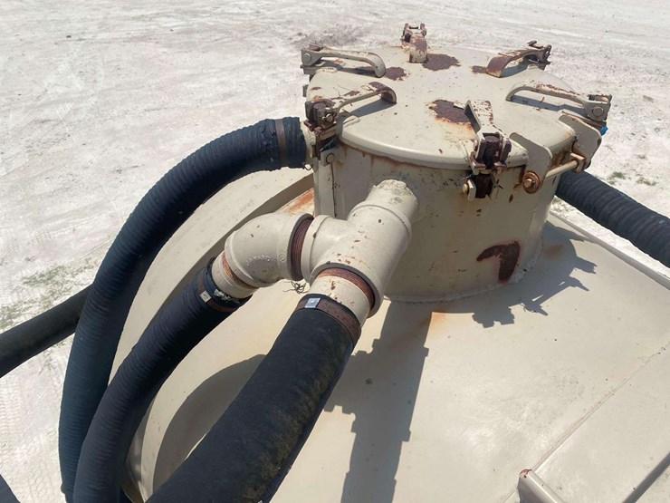 2022-big-tex-22gn-35bk+5mr-40ft-t/a-gooseneck-equipment-trailer-image-28